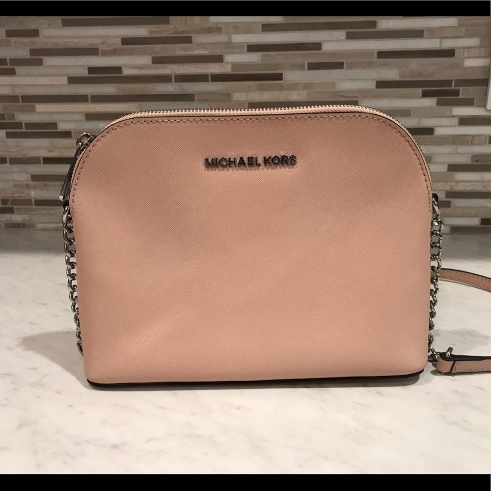 Michael Kors Cindy Dome Crossbody purse